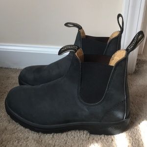 Size 9 Blundstone boots 550 style